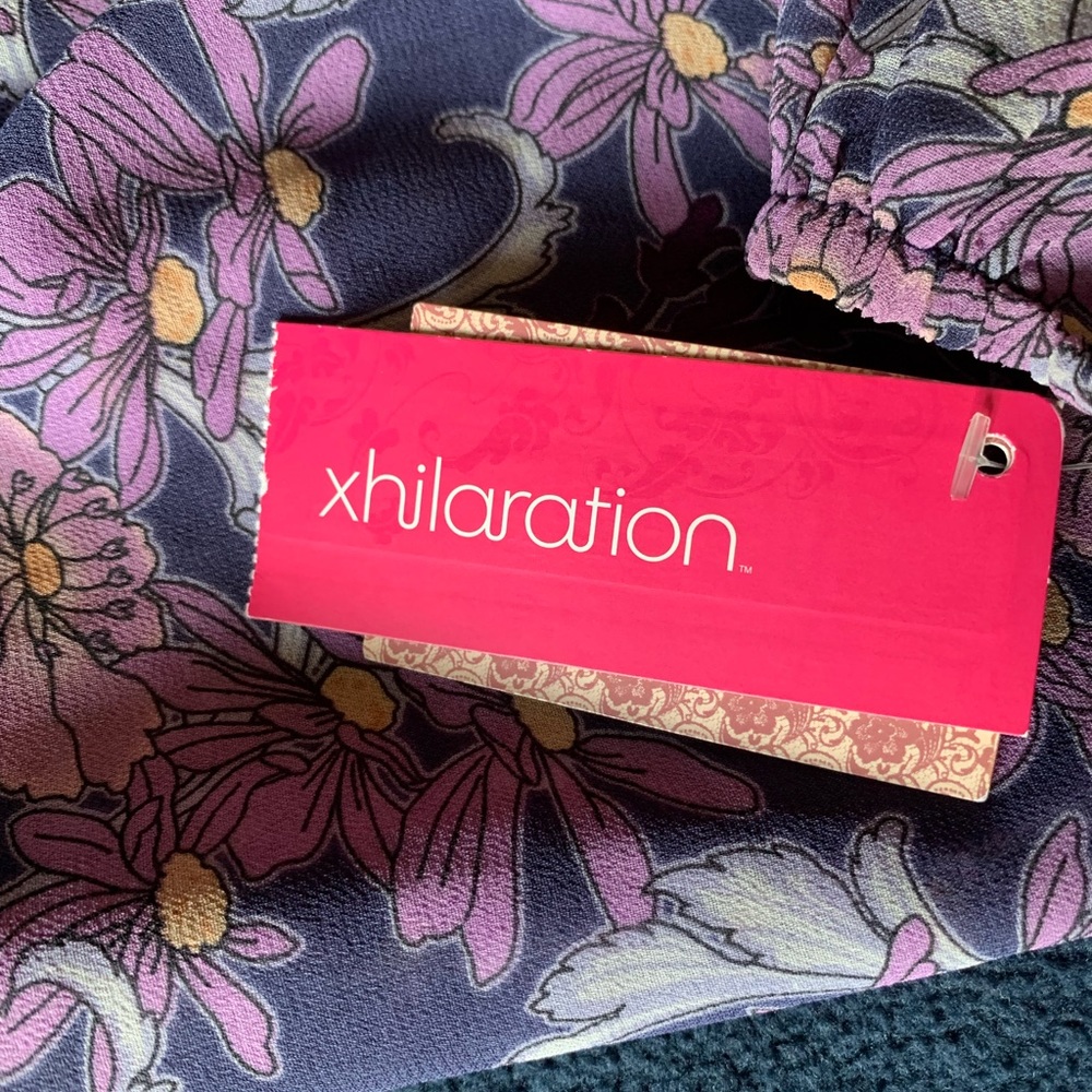 Xhilaration extra small with tag in it!